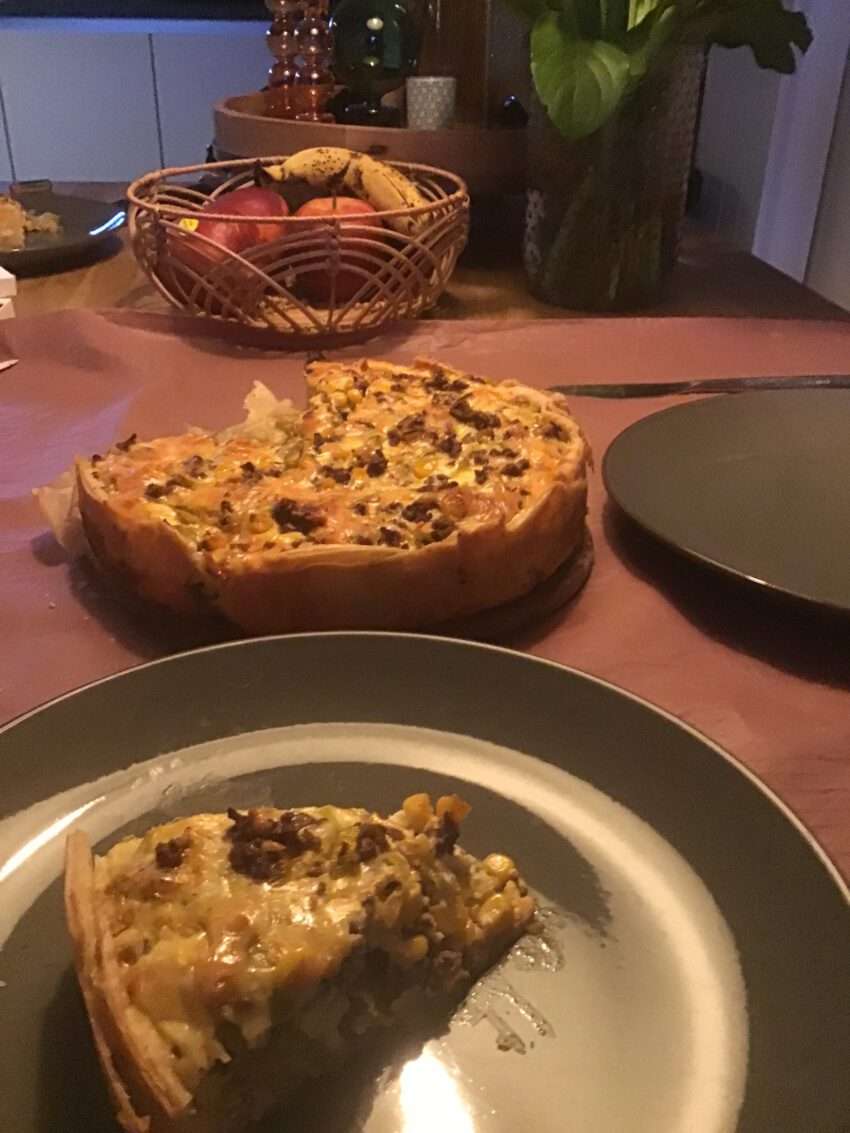 Simpele quiche met gehakt en prei